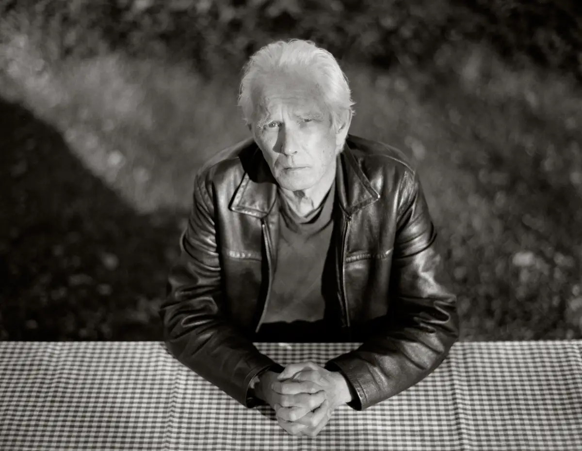Johnny Dowd brings "Family Picnic" to Europe in April